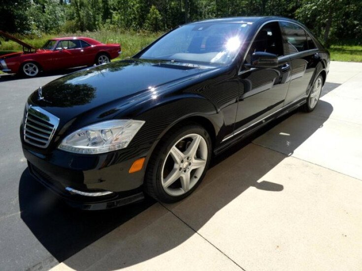 Thumbnail Photo undefined for 2010 Mercedes-Benz S550